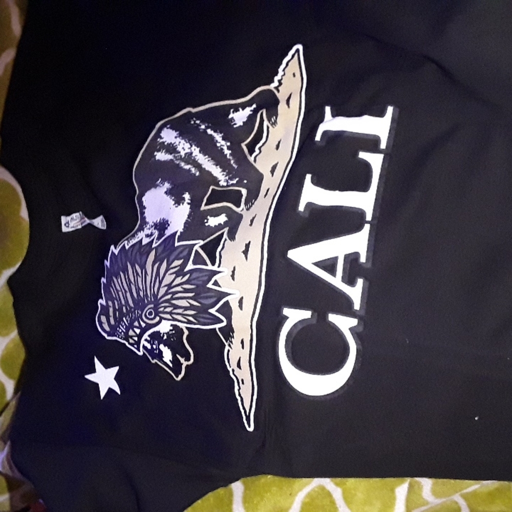 Cali T shirt with bear New
